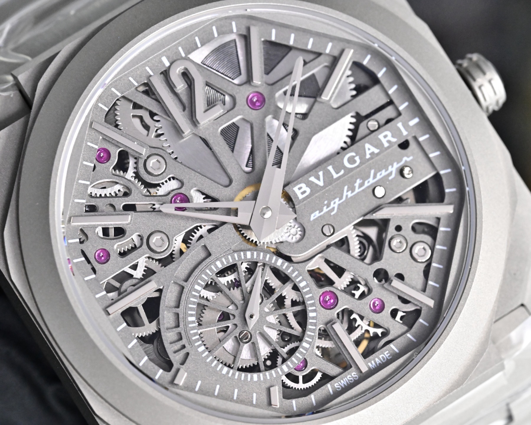 Replica Bvlgari Automatic Movement Watch 40mm detail
