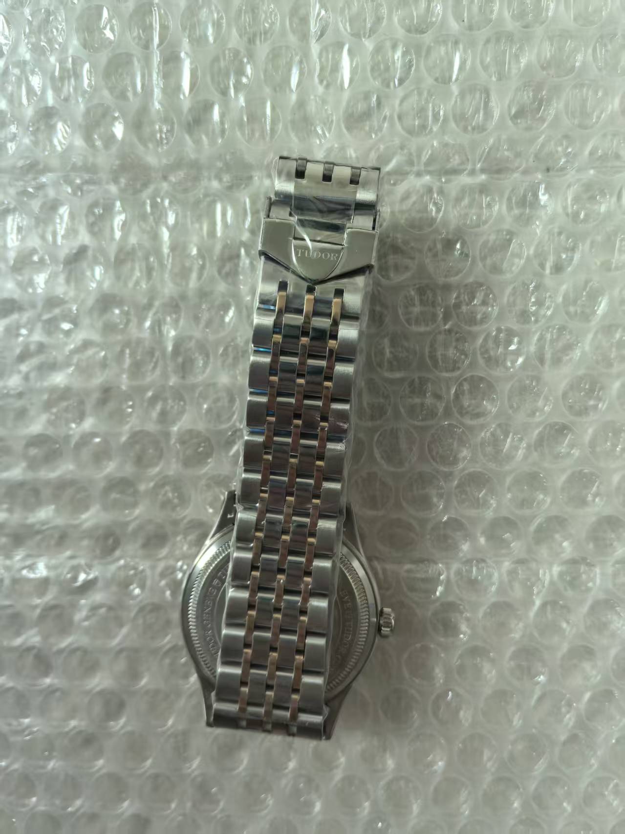 Replica Tudor Automatic Movement Watch 39mm detail